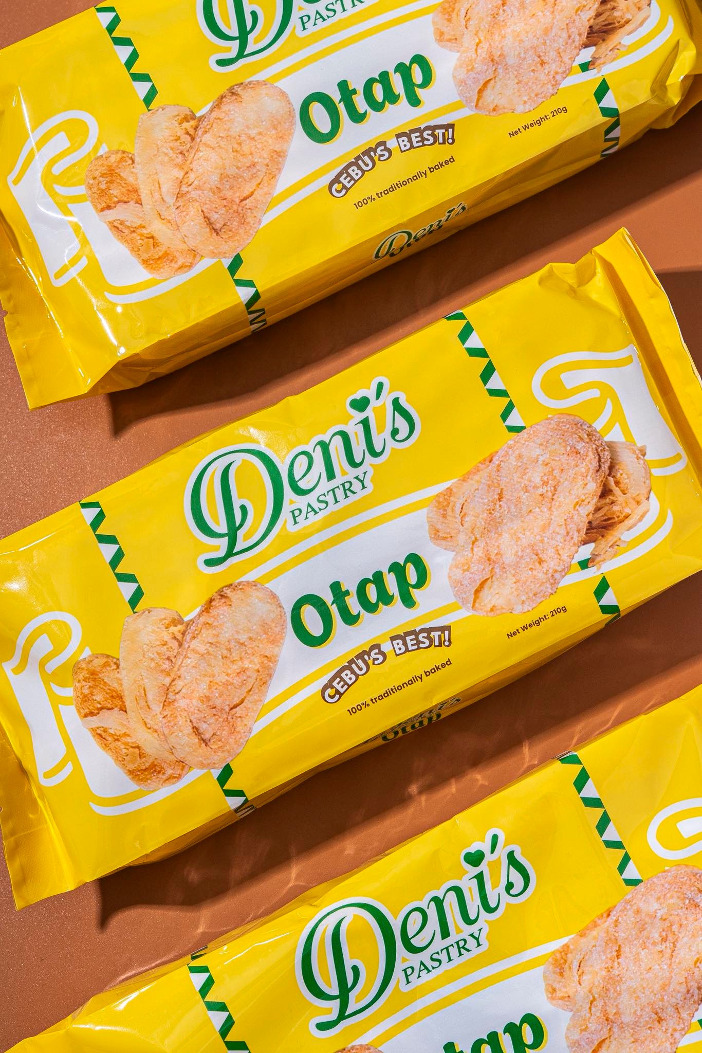 Deni's Pastry Showcase